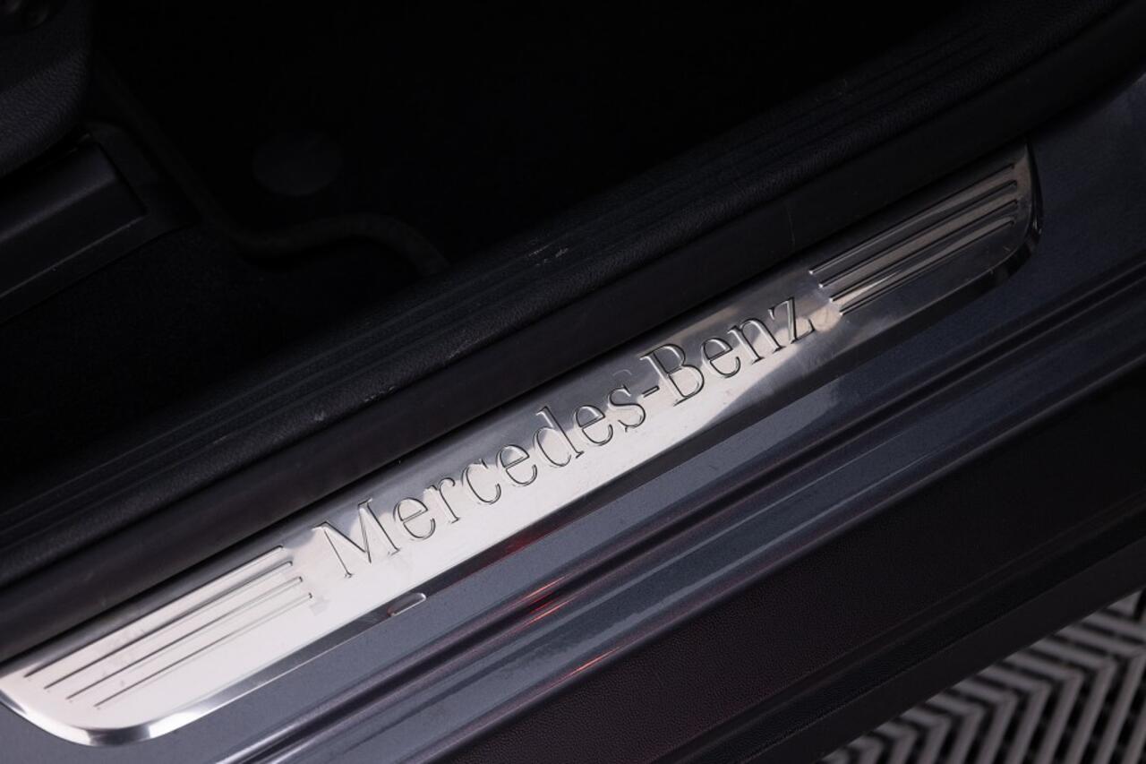 Mercedes-Benz GLC-KLASSE 300 de 4MATIC Business Solution Automaat | LUCHTVERING | Full LED | Trekhaak | PHEV | Plug-in hybrid