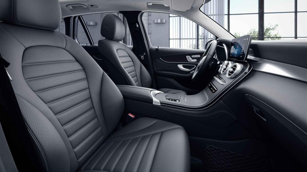 Mercedes-Benz GLC-KLASSE 300e 4MATIC | AMG | Panoramadak | Memory | Widescreen | Trekhaak | Stoelventilatie | Rijassistentiepakket | Keyless |