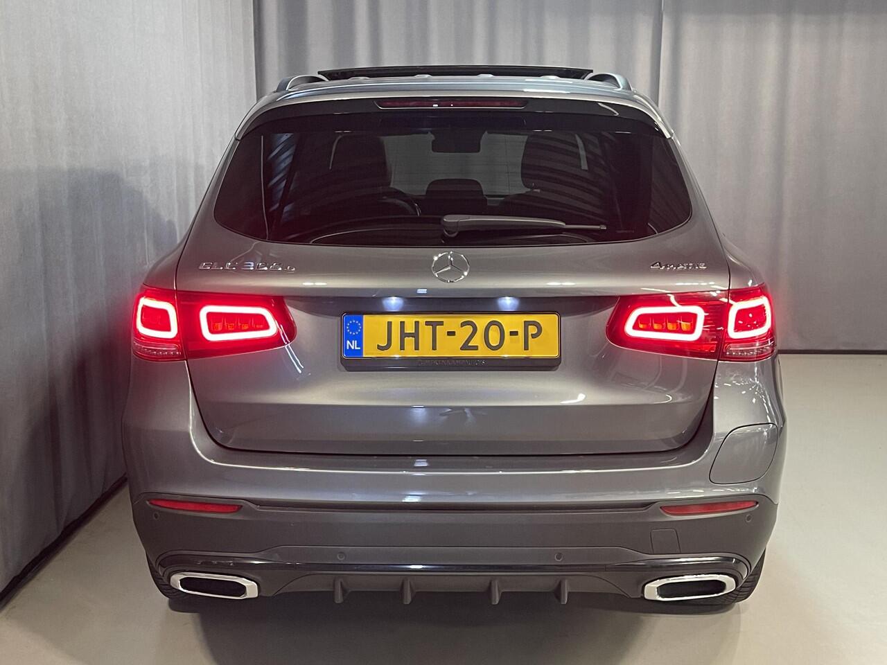 Mercedes-Benz GLC-KLASSE 300e 4MATIC Premium Plus AMG Line 19"/Panoramadak/Keyless/360 camera/Sfeerverlichting/Apple Carplay & Android Auto/Stoelverwarming/Elektrische klep