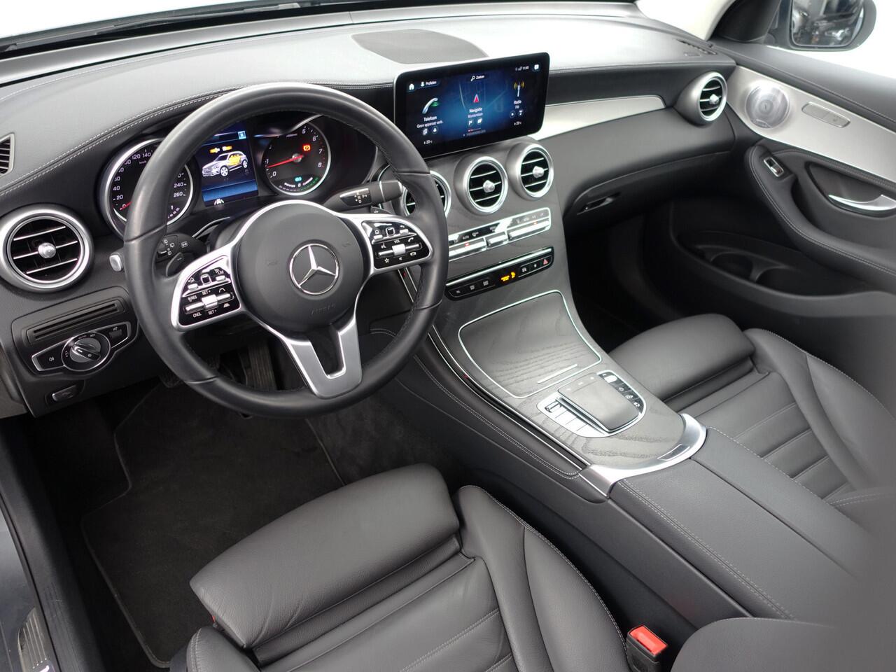 Mercedes-Benz GLC-KLASSE 300e 4MATIC AMG Premium Plus Aut- Panodak, Burmester, Sfeerverlichting, Xenon led, Treeplanken, Ada Cruise