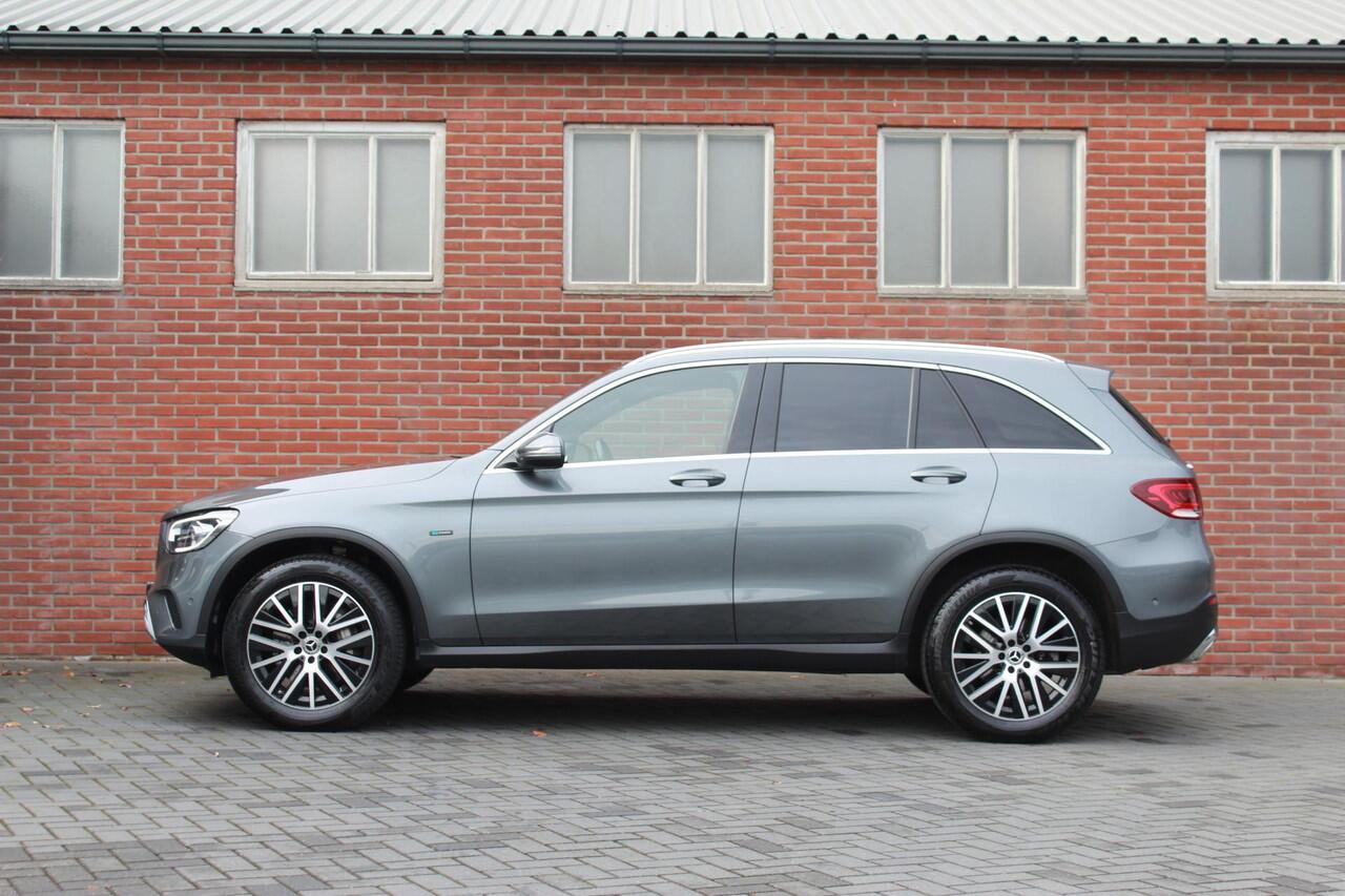 Mercedes-Benz GLC-KLASSE 300e 4MATIC Premium Plus | Pano | Trekhaak | Carplay |