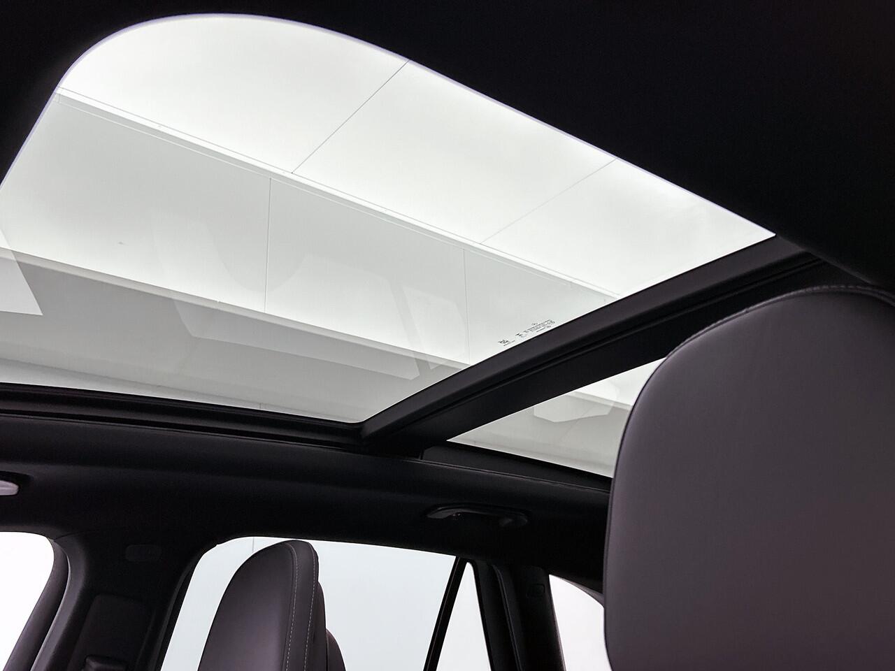 Mercedes-Benz GLC-KLASSE 400e 4MATIC Sport Edition | Trekhaak | Nightpakket | AMG Premium Plus | Rijassistentiepakket Plus | DISTRONIC PLUS | Techniekpakket met Airmatic | EASY PACK achterklep |