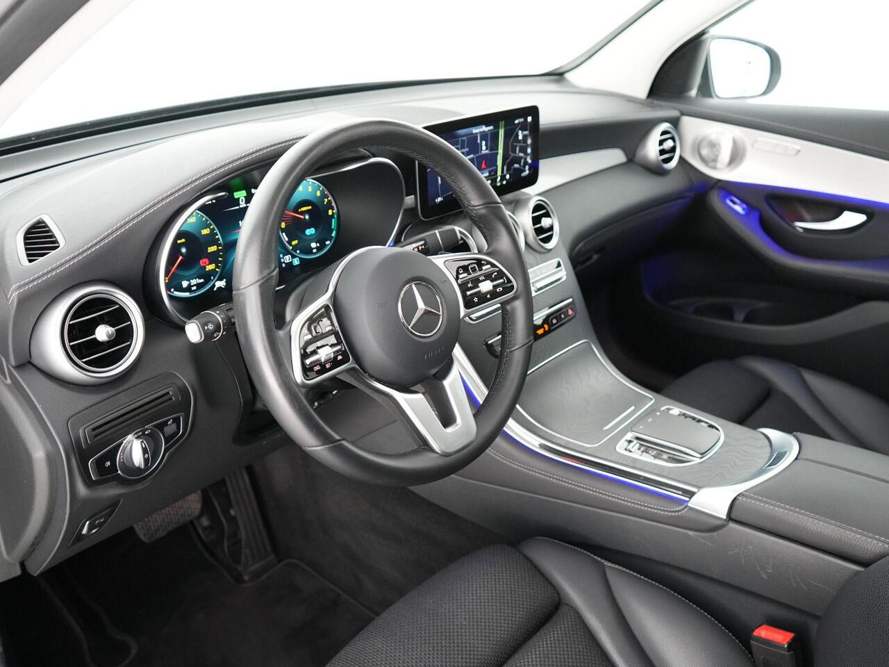 Mercedes-Benz GLC-KLASSE 300e 320pk 4MATIC Business Solution |BTW|dealer onderhouden|panoramadak|Burmester|elek. trekhaak|Apple Carplay|360 camera|stoelverwarming voor & achter|climate control|blind spot|