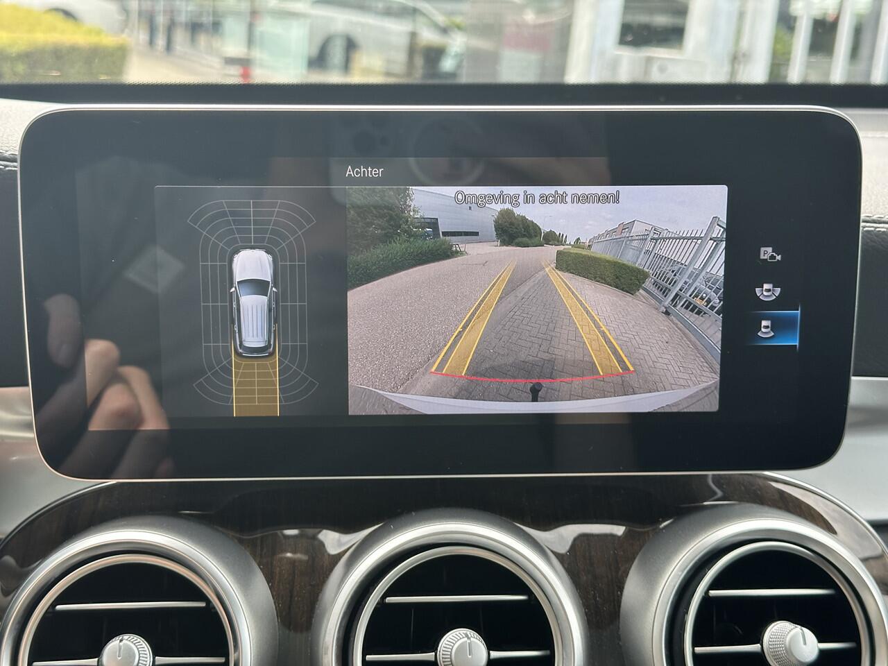 Mercedes-Benz GLC-KLASSE 200 4MATIC AMG Line Pano-Dak | Trekhaak | Elekt. Klep | Stoelverw.