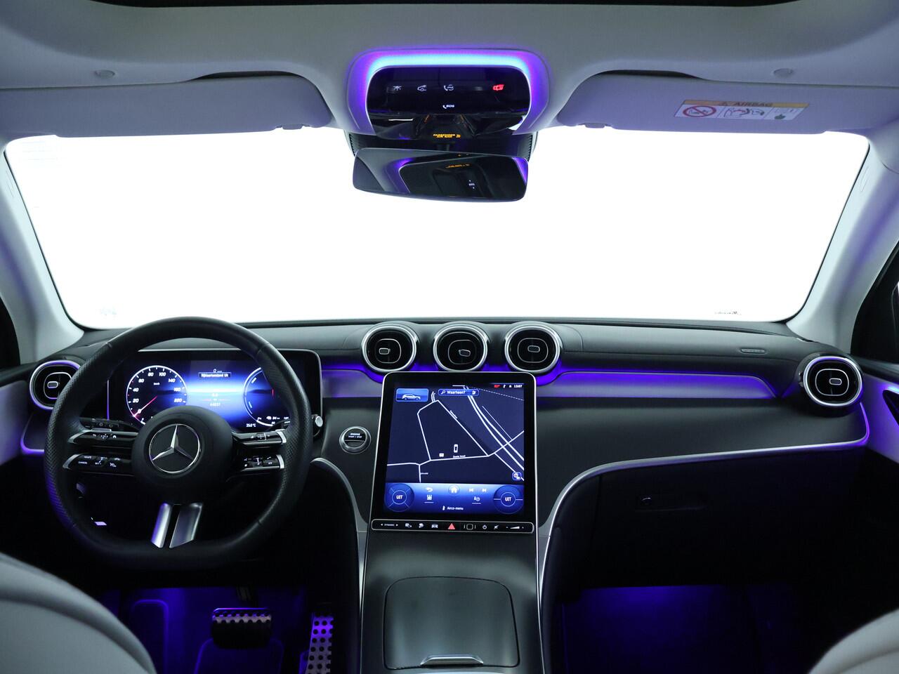 Mercedes-Benz GLC-KLASSE 400 e 4MATIC AMG Plug-In Hybride | AMG Line | Night Pakket | Trekhaak | Airmatic | Achterasbesturing | Panaorama Schuif-Kanteldak Inclusief 24 maanden MB Certified garantie voor Europa.