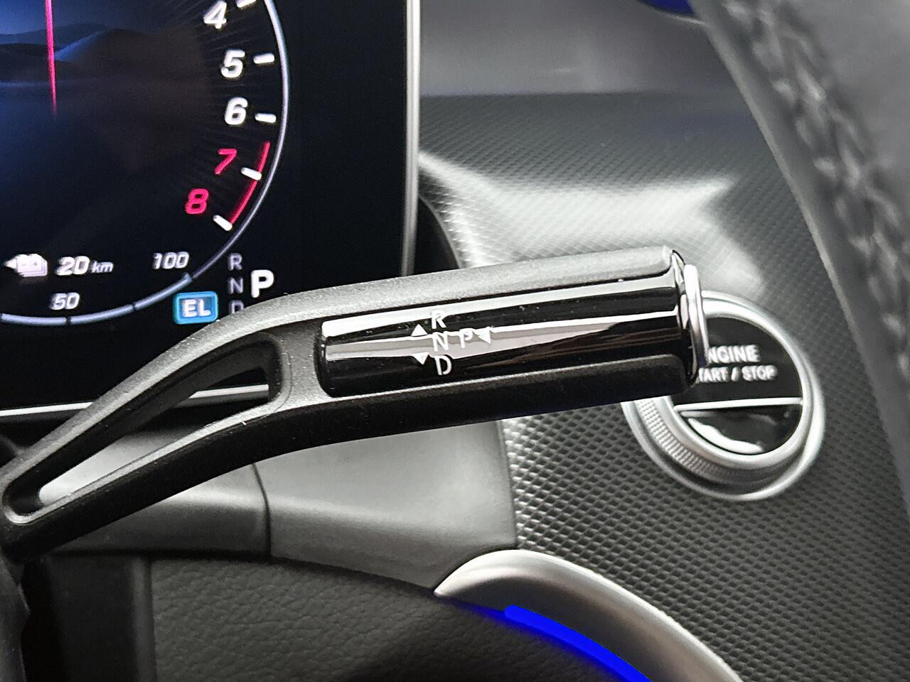 Mercedes-Benz GLC-KLASSE 300 e 4MATIC Plug-In Hybride | Trekhaak | Stuur en Stoelverwaming | Sfeerverlichting | Memory | Dode Hoek Ass | Inclusief 24 maanden Mercedes-Benz Certified garantie voor Europa.