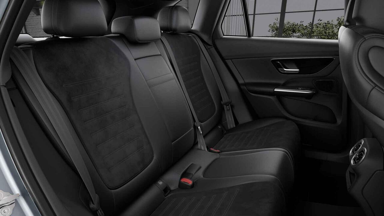 Mercedes-Benz GLC-KLASSE 300e 4MATIC Sport Edition | Panoramaschuifdak | Premium pakket | Nightpakket | 360° camera | Trekhaak | DIGITAL LIGHT |