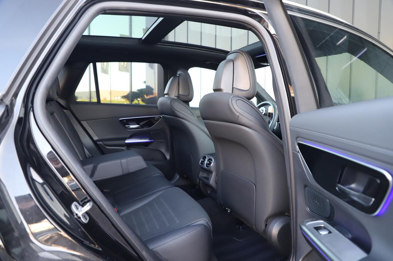 Mercedes-Benz GLC-KLASSE 300e AMG 4-Matic | 313PK | Pano | Sfeerverlichting | Distronic | Memory | Stuurwielverw. | Standkachel | Trekhaak | Stoelverw. | 2025.