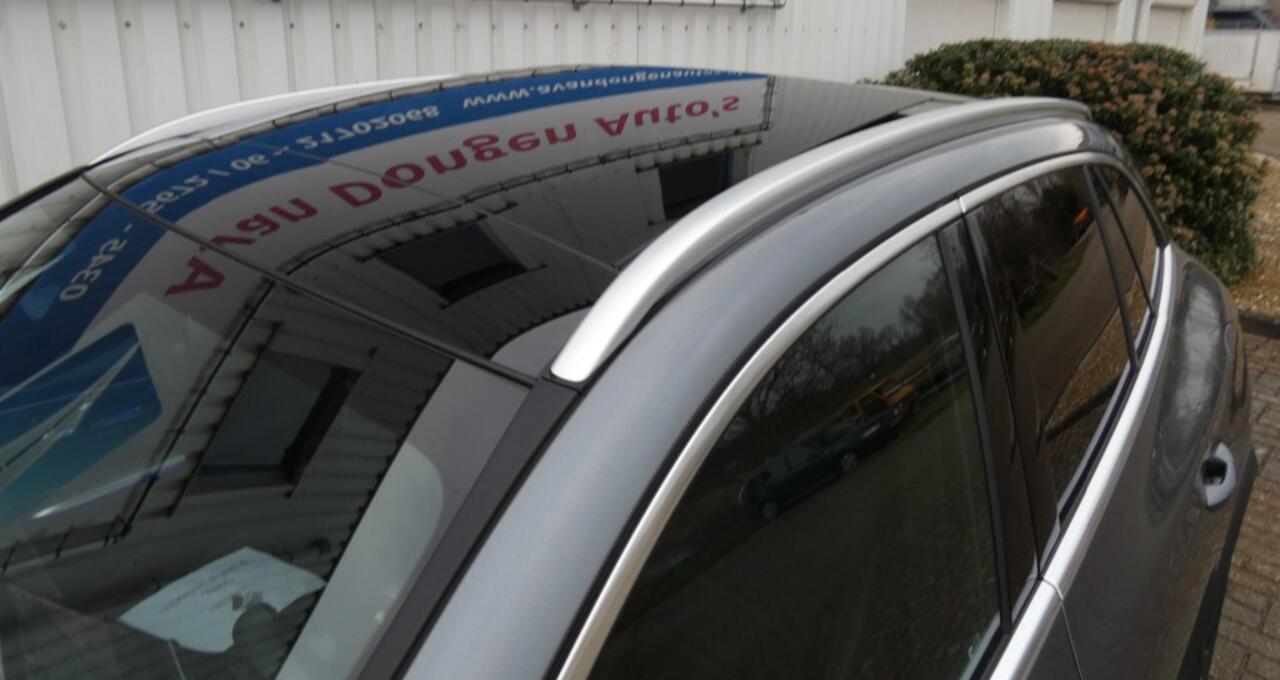 Mercedes-Benz GLC-KLASSE 300E 4MATIC BNS LINE,Pano,Led,360,ACC,Leer