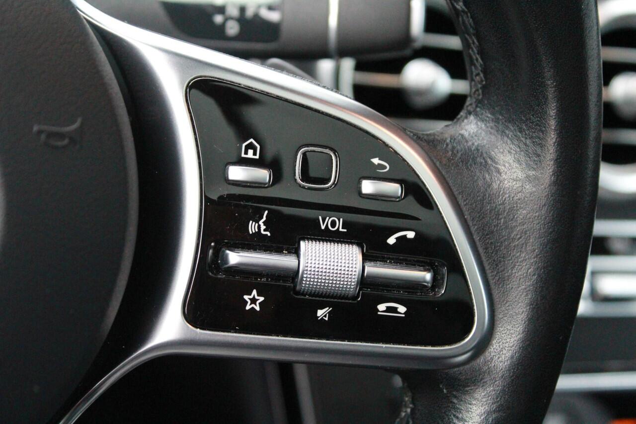 Mercedes-Benz GLC-KLASSE 300e 4MATIC Premium Plus | Pano | Trekhaak | Carplay |