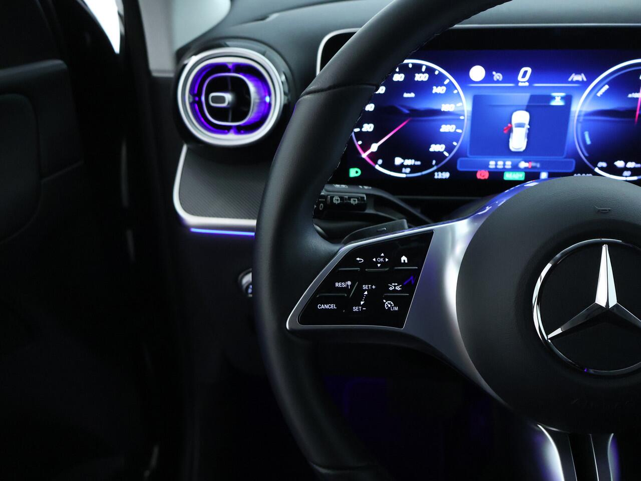 Mercedes-Benz GLC-KLASSE 300 e 4MATIC Plug-In Hybride | Avantgarde Advanced Plus | Trekhaak | Sfeerverlichting | Memory pakket voorstoelen | Stuur en Stoelverwarming | Inclusief 24 maanden MB Certified garantie voor Europa.