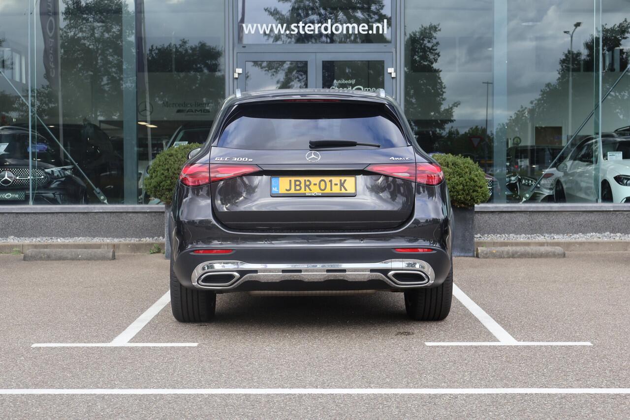 Mercedes-Benz GLC-KLASSE 300e 4MATIC AVANTGARDE line l MBUX l Niveau Regeling l LED adaptief l Sfeerverlichting l Elektr. bed. achterklep l Stoelverwarming l Smartphone integratiepakket l Parkeerpakket l Draadloos opladen voor telefoon l Airconditioning lSpiegel pakket l Camera l