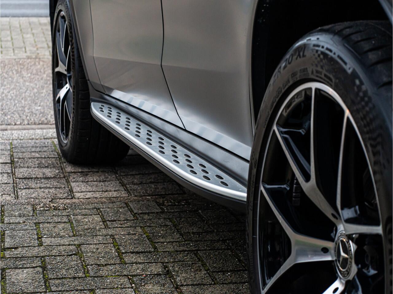 Mercedes-Benz GLC-KLASSE Coupé 300e 4MATIC Premium Plus PANO TREKHAAK 360 CAMERA NIGHT PAKKET TREEPLANKEN ELEK STOELEN