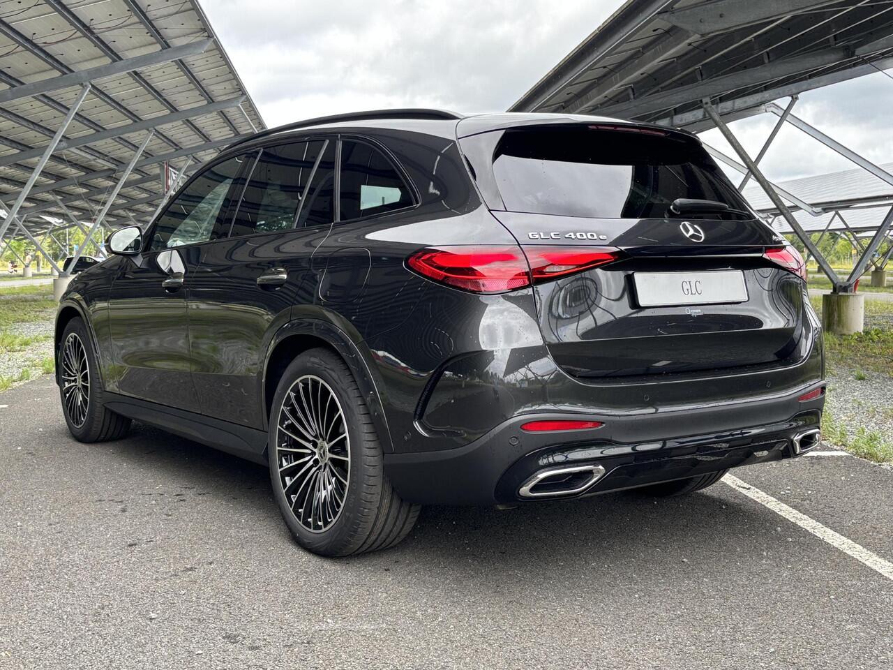 Mercedes-Benz GLC-KLASSE 400e 4MATIC Sport Edition | Night | Panoramadak | Burmester | Rijassistentiepakket + | Airmatic | Head-up display |