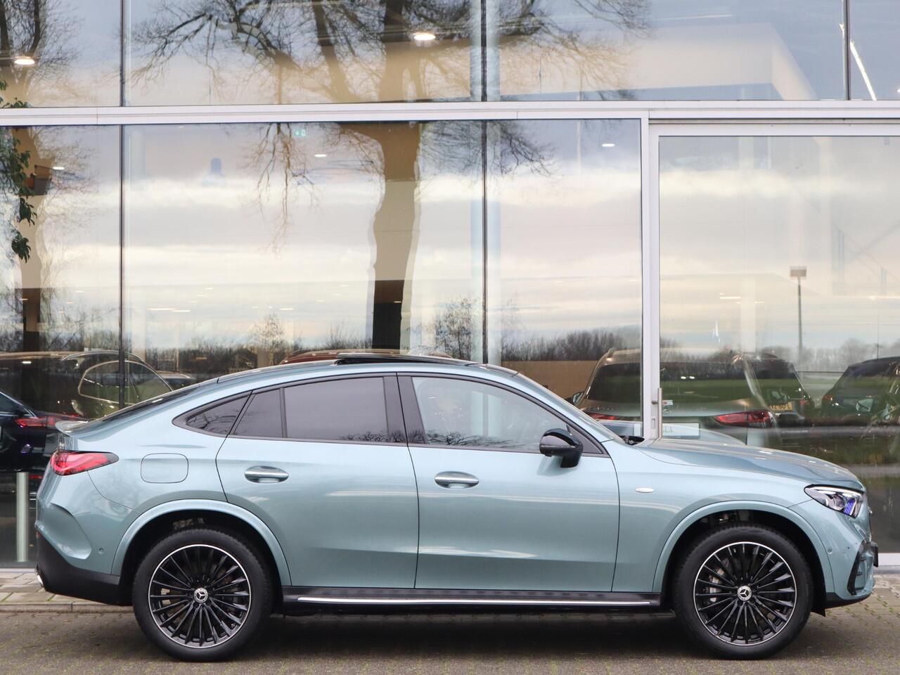Mercedes-Benz GLC-KLASSE Coupé GLC 300 e 4MATIC Coupé AMG line