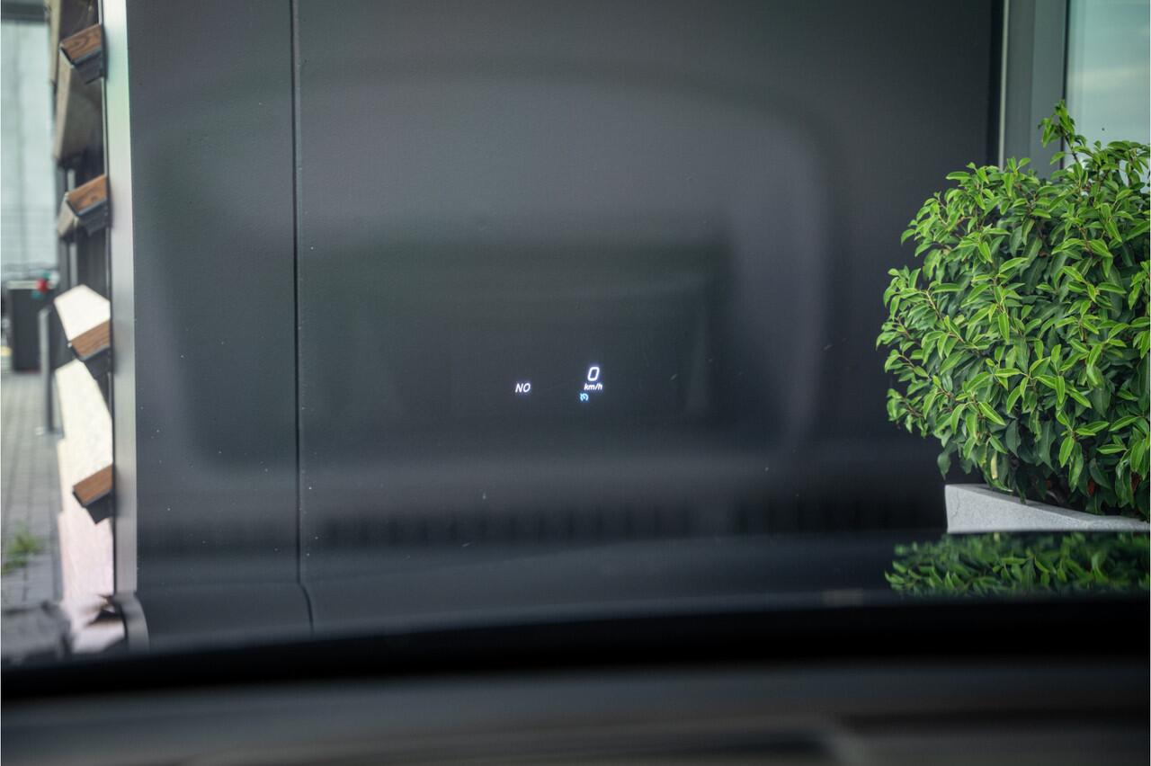 Mercedes-Benz GLC-KLASSE AMG GLC63 4MATIC+ /// AMG - Performance l Panorama l Trekhaak l HUD