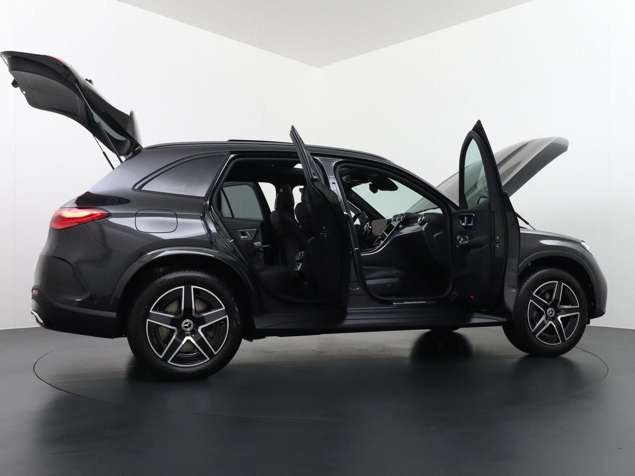 Mercedes-Benz GLC-KLASSE 400e 4MATIC Sport Edition | Distronic Cruise Control | Memorystoelen | Panorama - Schuifdak | Head-Up Display | 360° Camera | Niveauregeling | Burmester Surround Sound