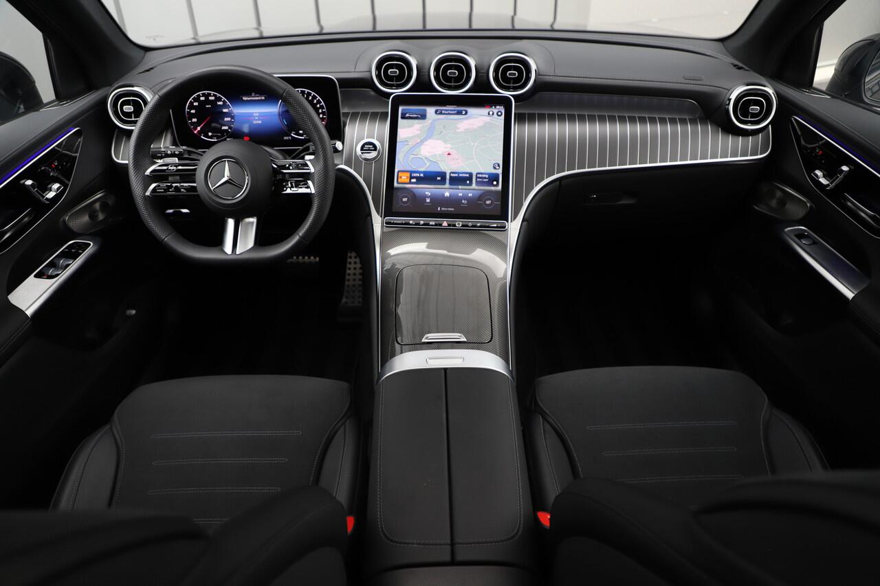 Mercedes-Benz GLC-KLASSE 300e AMG 4-Matic | 313PK | Pano | Burmester | Keyles-go | Sfeerverlichting | Digital-light | Memory | Distronic | Stuurwielverw. | 2024.