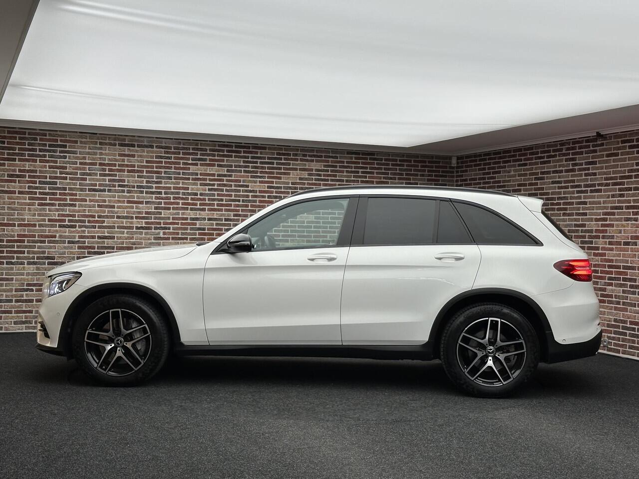 Mercedes-Benz GLC-KLASSE 250 4MATIC Business Solution AMG NL auto|Panoramadak|Dealer onderhouden