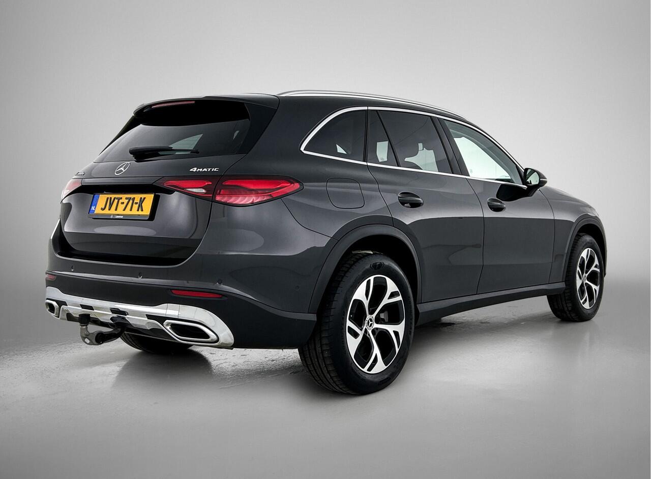 Mercedes-Benz GLC-KLASSE 300 e 4MATIC Plug-In Hybride | Trekhaak | Stuur en Stoelverwaming | Sfeerverlichting | Memory | Dode Hoek Ass | Inclusief 24 maanden Mercedes-Benz Certified garantie voor Europa.