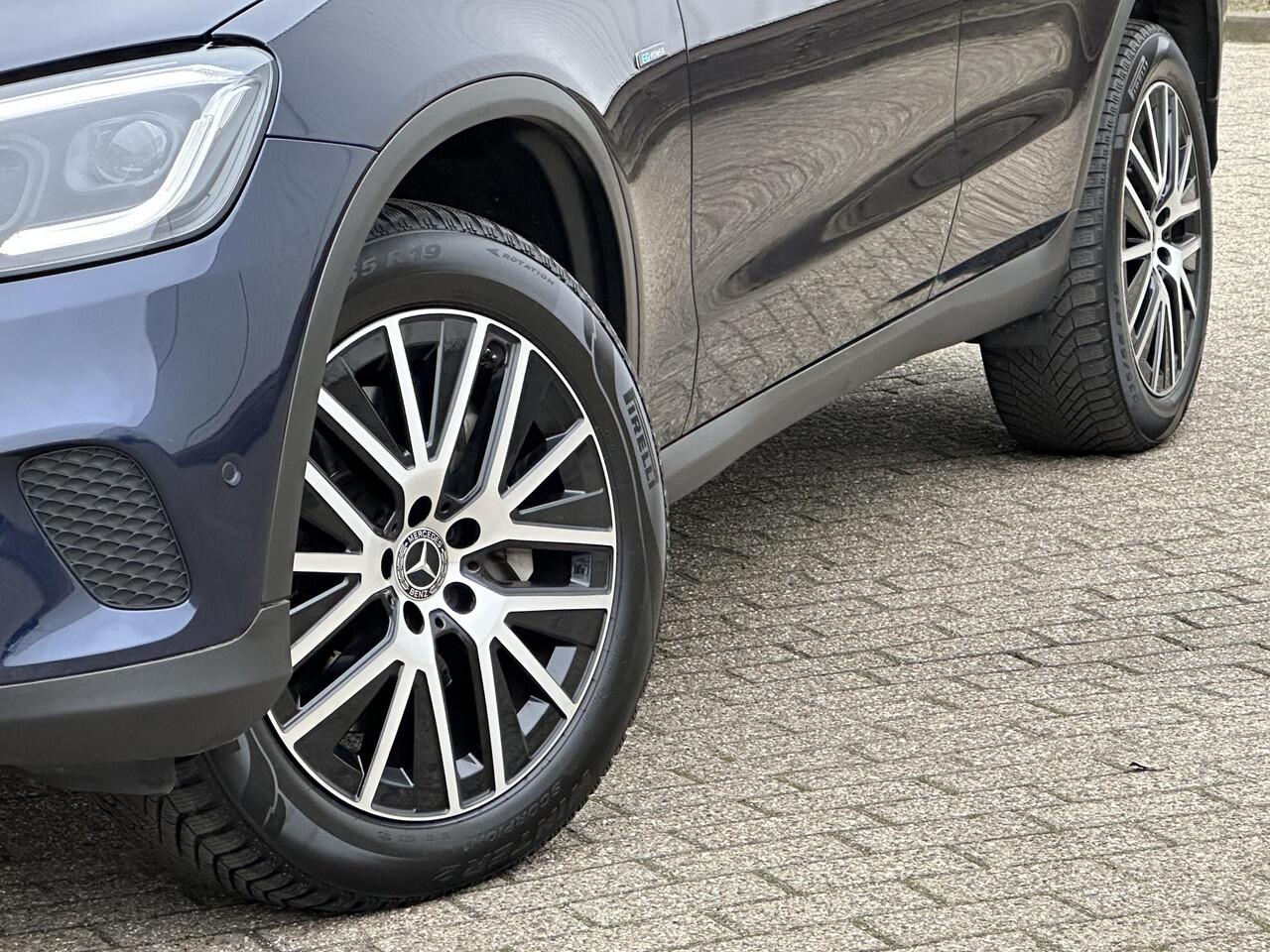 Mercedes-Benz GLC-KLASSE Coupé 300e 4MATIC Business Solution Luxury | Sfeer/360°/Leder/Burmester/Pano-dak