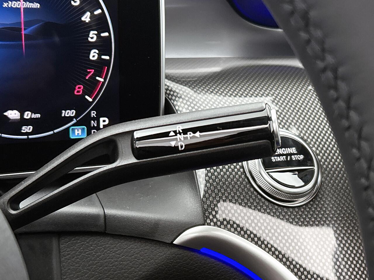 Mercedes-Benz GLC-KLASSE 300e 4MATIC Sport Edition | Premium pakket | Winter pakket | Nightpakket | Rijassistentiepakket Plus | Trekhaak | Smartphone integratie | 360°-camera | DIGITAL LIGHT |