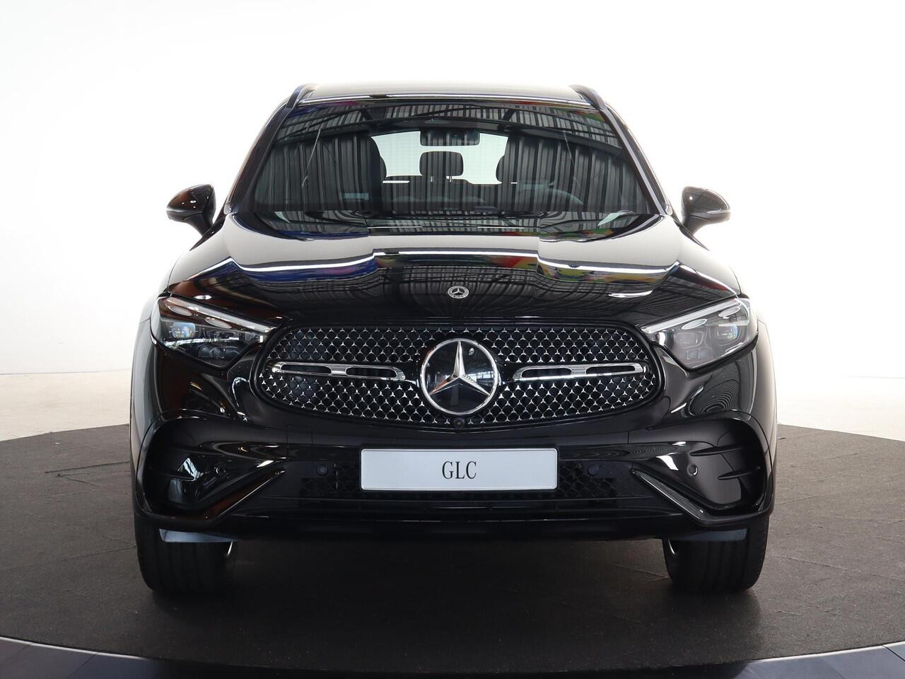 Mercedes-Benz GLC-KLASSE 400e 4MATIC Sport Edition | Panoramaschuifdak | Premium pakket | Nightpakket | 360° camera | Dodehoekassistent | DIGITAL LIGHT |