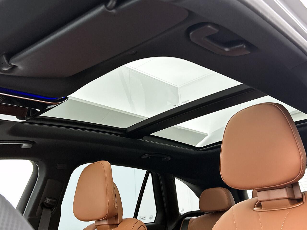 Mercedes-Benz GLC-KLASSE 400e 4MATIC Sport Edition | AMG Premium Plus | Nightpakket | Techniekpakket met Airmatic | Trekhaak | Rijassistentiepakket Plus | Winter pakket | Magno matte lak |