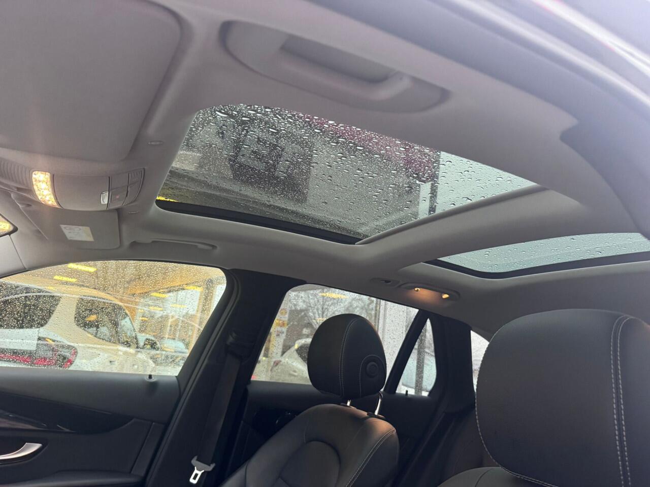 Mercedes-Benz GLC-KLASSE 300e 4MATIC Business Solution