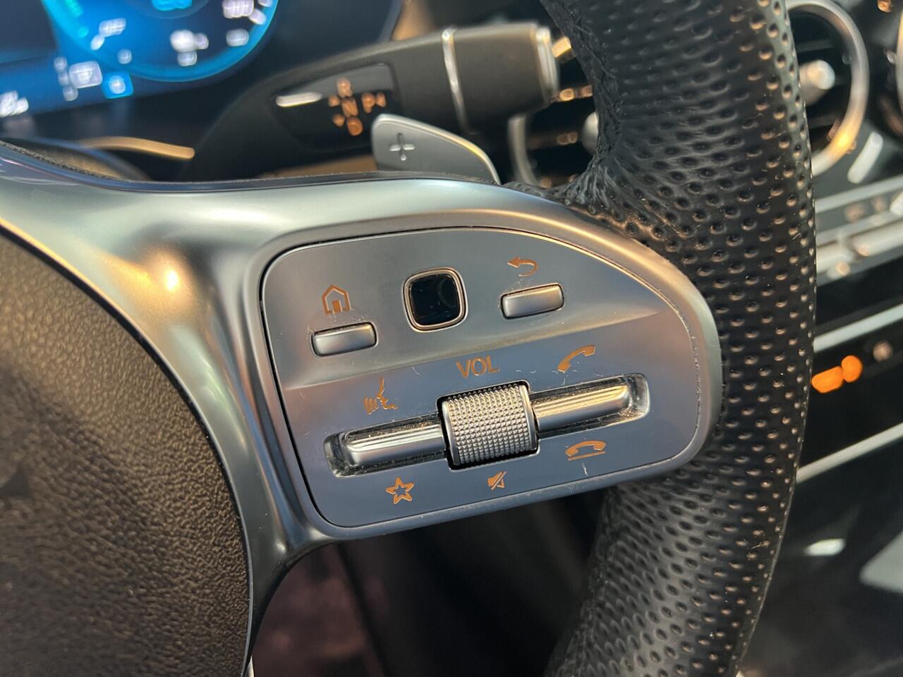 Mercedes-Benz GLC-KLASSE 300e AMG Edition | Night Pack | Pano | Leder | Trekhaak