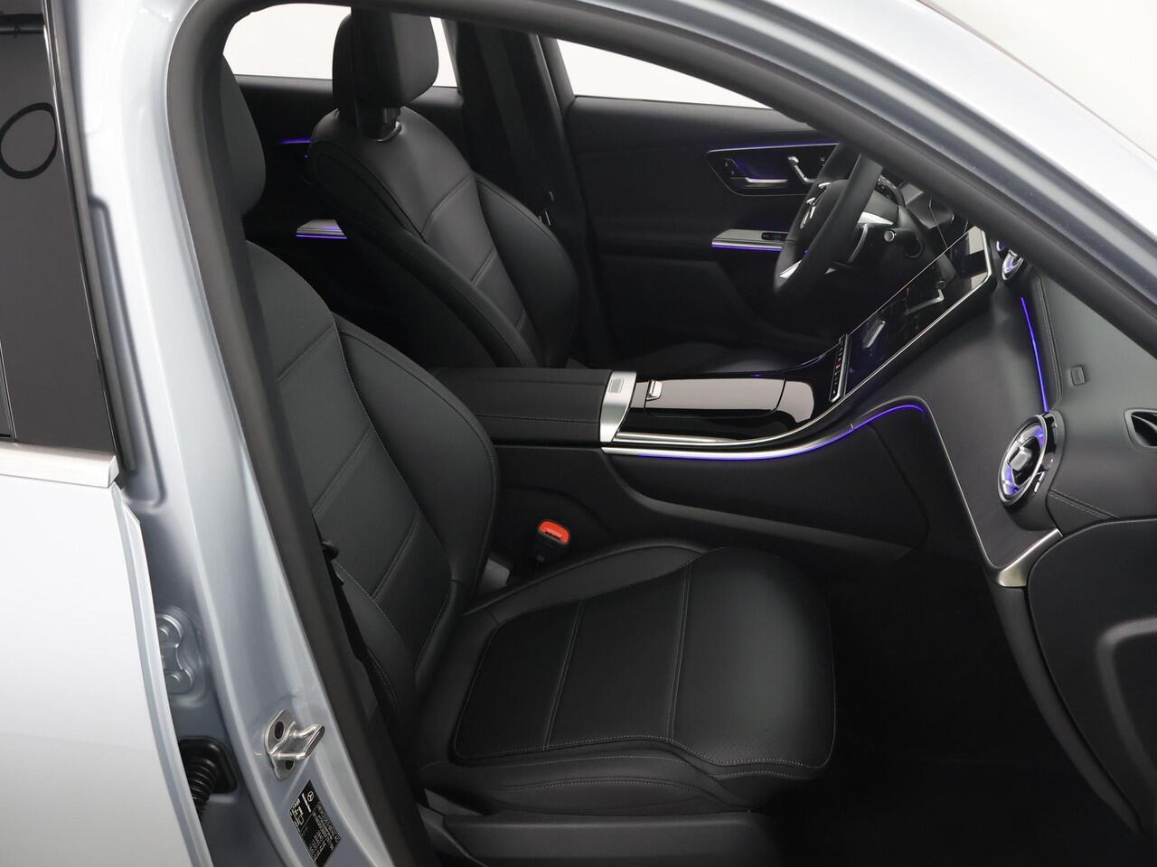 Mercedes-Benz GLC-KLASSE 300e 4MATIC Sport Edition Panoramadak | Premium plus | Trekhaak | Rij ass pakket | 20 inch LM | Night pakket