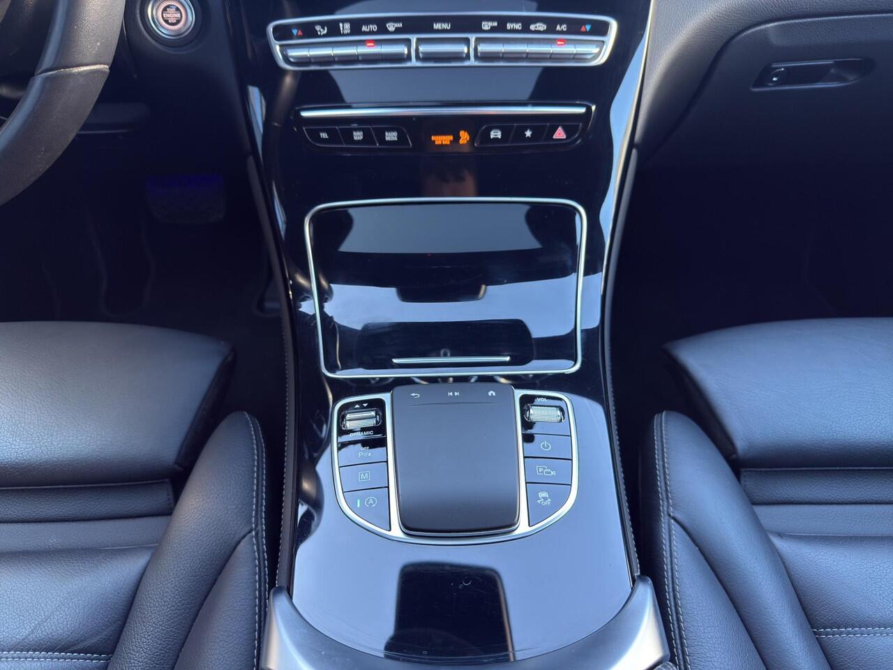 Mercedes-Benz GLC-KLASSE Coupé GLC 220 d 4MATIC AMG Pano Leder Burmester