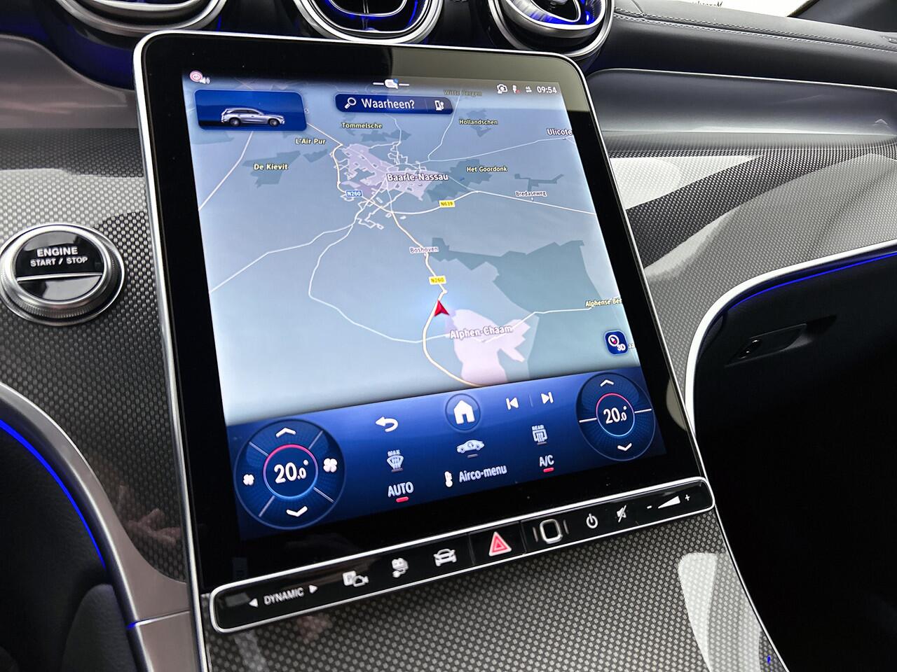 Mercedes-Benz GLC-KLASSE 300e 4MATIC Sport Edition | Premium Pakket | Nightpakket | Trekhaak | Rijassistentiepakket Plus | Winter pakket | Panoramaschuifdak | Smartphone integratie | 360°-camera |