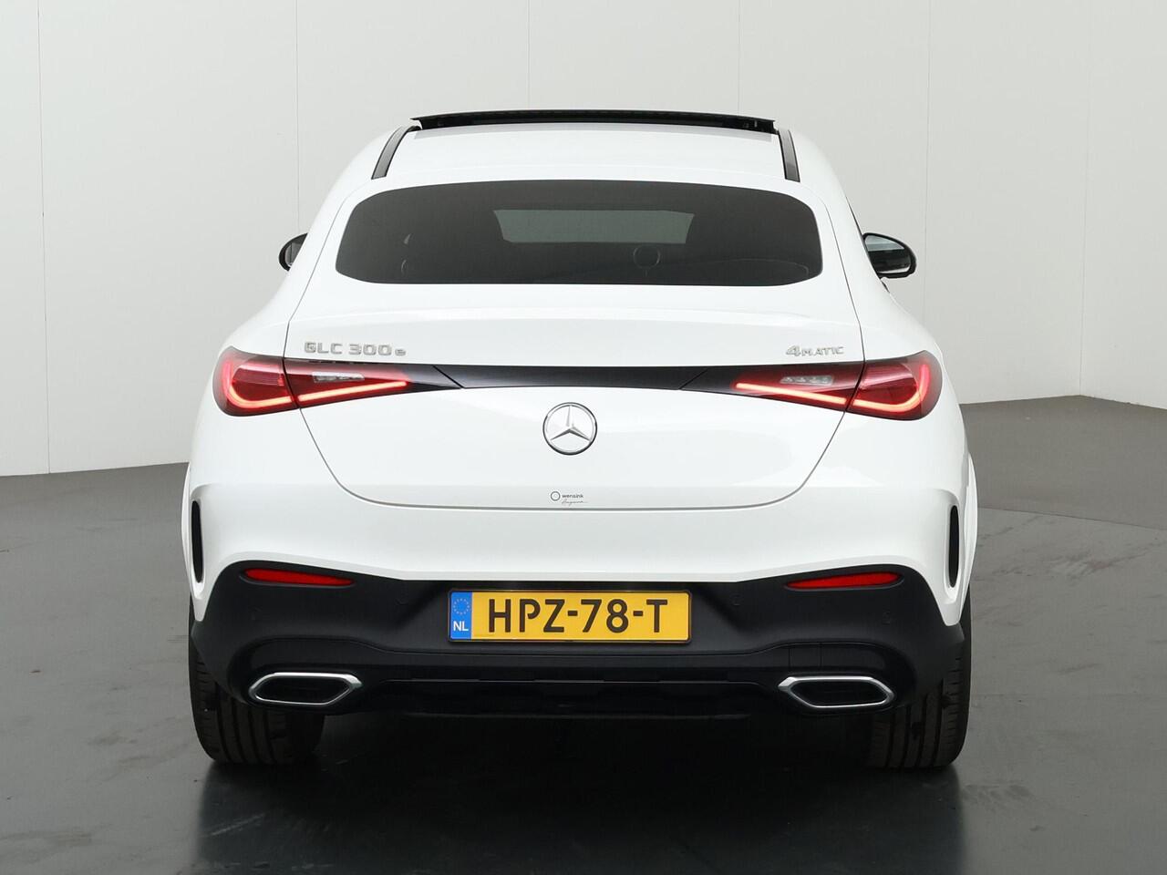 Mercedes-Benz GLC-KLASSE Coupé 300e 4MATIC AMG Line | Panoramadak | Night pakket | Trekhaak | Distronic |