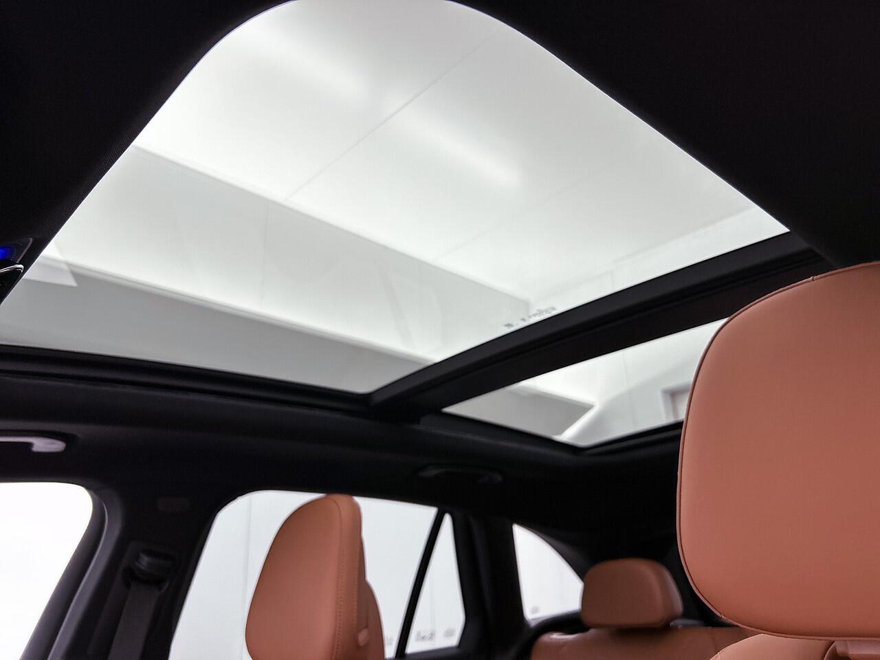 Mercedes-Benz GLC-KLASSE 400e 4MATIC Sport Edition | Trekhaak | Nightpakket | AMG Premium Plus | Rijassistentiepakket Plus| Techniekpakket met Airmatic| KEYLESS GO-comfortpakket | DISTRONIC PLUS |