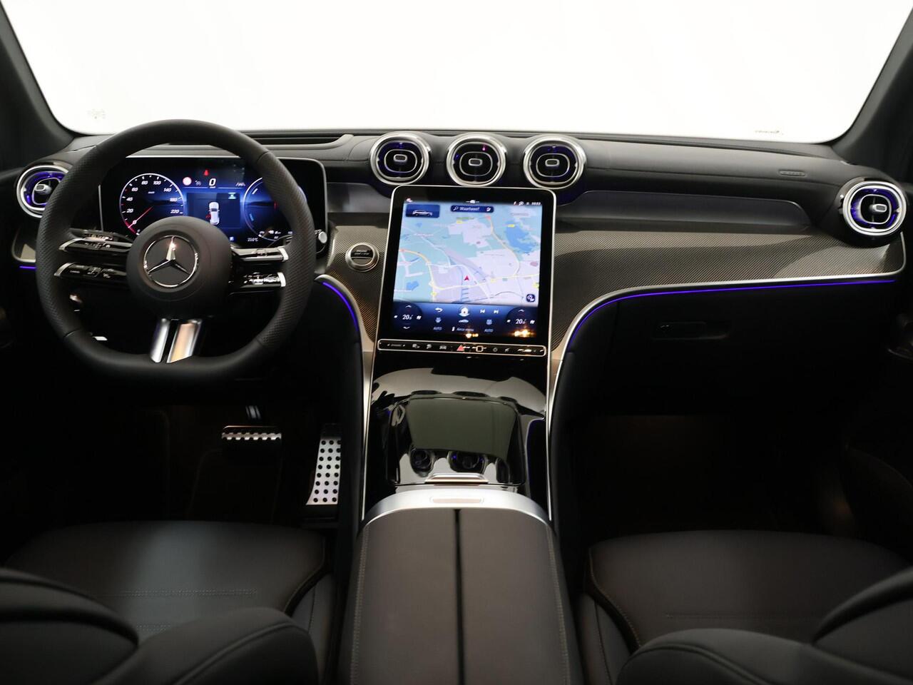 Mercedes-Benz GLC-KLASSE 400e 4MATIC Sport Edition | Panoramaschuifdak | Premium Plus | Night | Magno kleur Mat | Trekhaak |