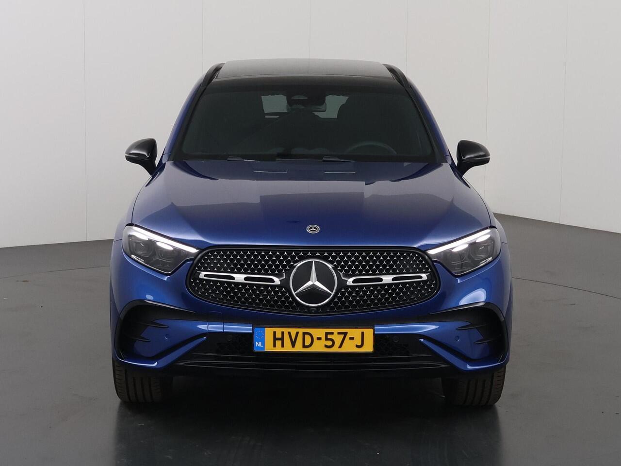 Mercedes-Benz GLC-KLASSE 300e 4MATIC Sport Edition | Panoramaschuifdak | Trekhaak | Premium | Night Pakket | 20"LM velgen AMG | 360°-camera | DIGITAL LIGHT | Stoelverwarming | Dodehoekassistent |
