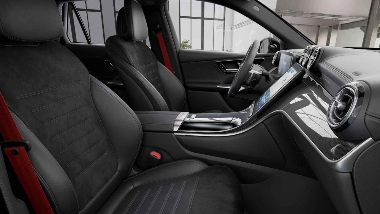 Mercedes-Benz GLC-KLASSE 300e 4MATIC Sport Edition | Panoramaschuifdak | Premium pakket | Trekhaak | 20" AMG-velgen |