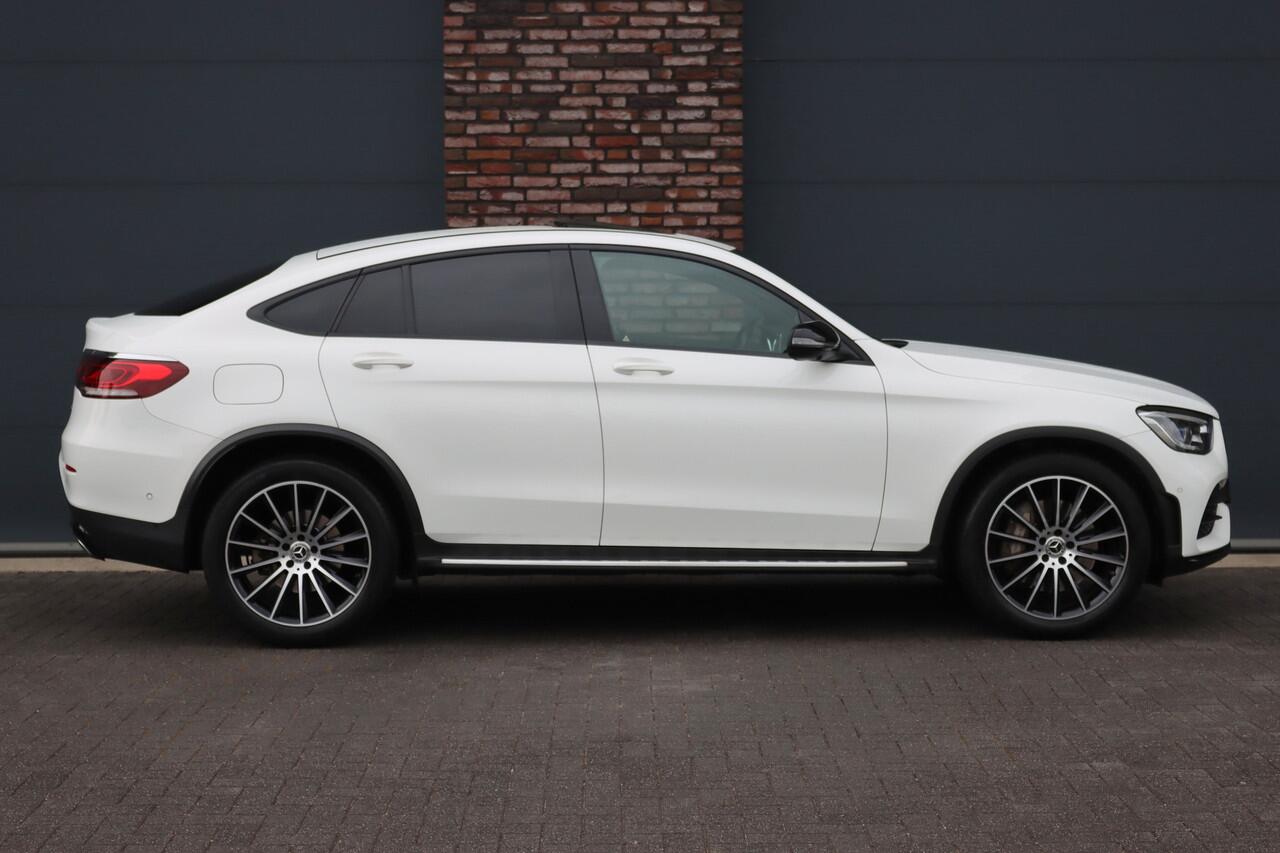 Mercedes-Benz GLC-KLASSE Coupé 300 4MATIC Premium+ AMG Line Aut9 | Schuifdak | Distronic+ | Trekhaak | Burmester | Memory | Surround Camera | Multibeam LED | Augmented Reality | Nightpakket |