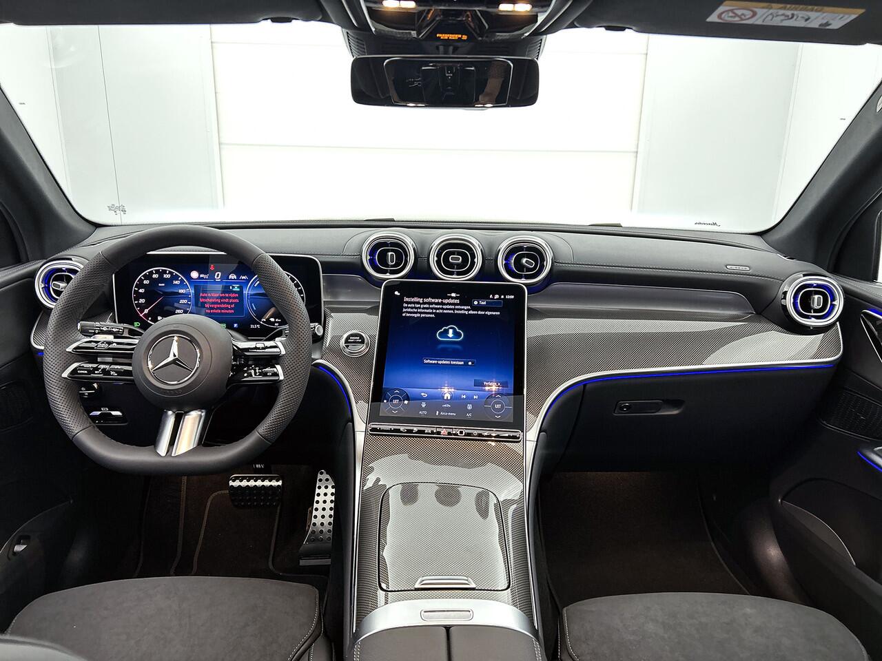 Mercedes-Benz GLC-KLASSE 300e 4MATIC Sport Edition | Premium Pakket | Nightpakket | Trekhaak | Rijassistentiepakket Plus | Winterpakket | 20 inch AMG velgen | 360°-camera | Augmented reality voor navigatie | DIGITAL LIGHT |