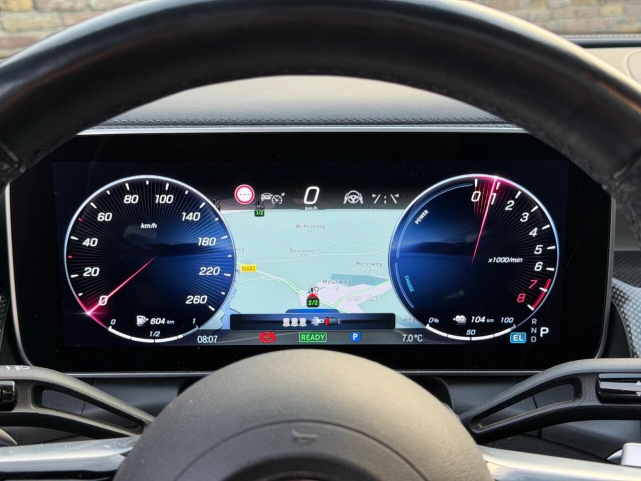 Mercedes-Benz GLC-KLASSE 300E 4MATIC AMG LINE Panodak 20 Inch Digital Light