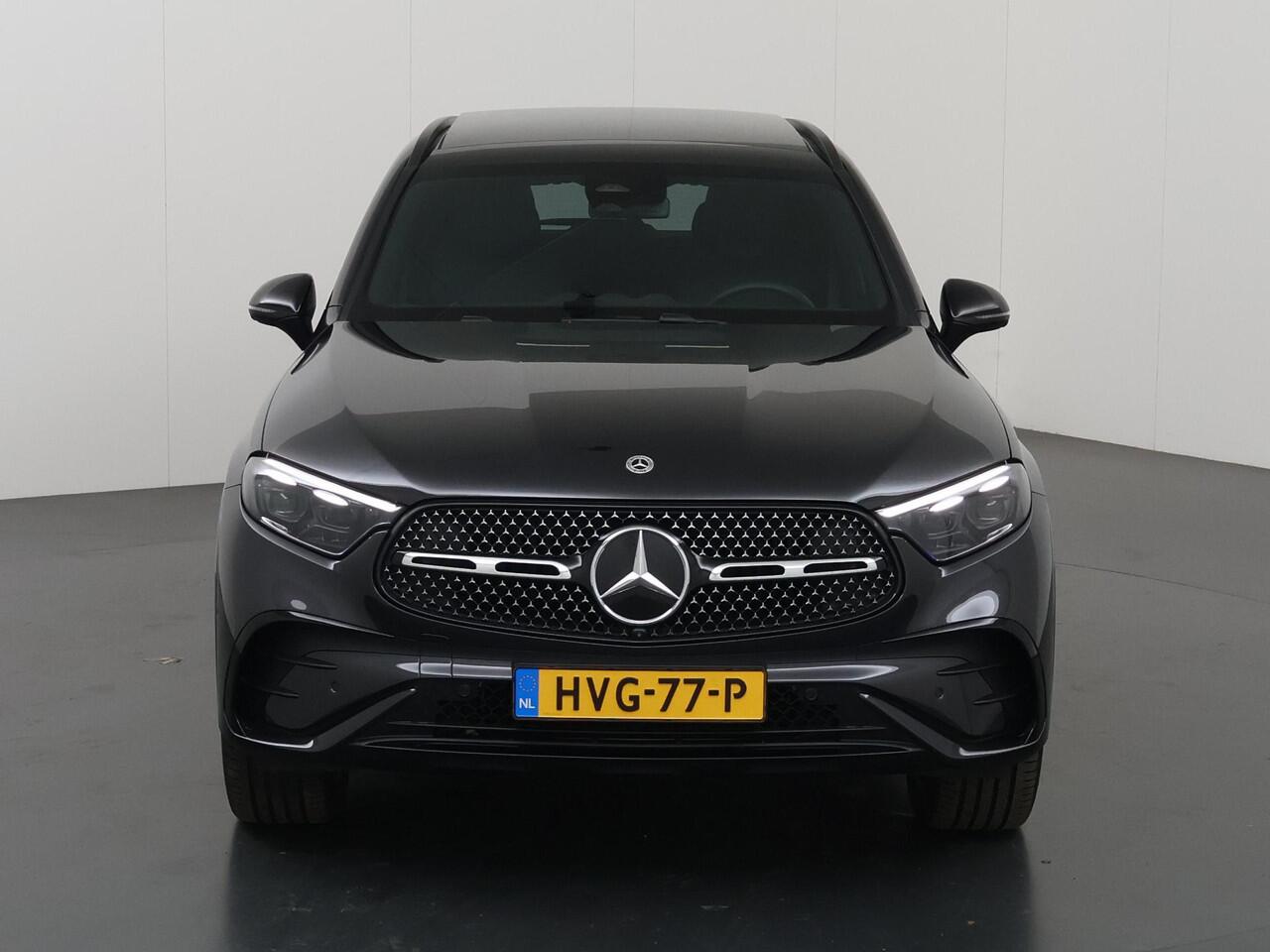 Mercedes-Benz GLC-KLASSE 400e 4MATIC Sport Edition | Night | Panoramaschuifdak | Premium pakket | Trekhaak | Digital light | 360 camera |