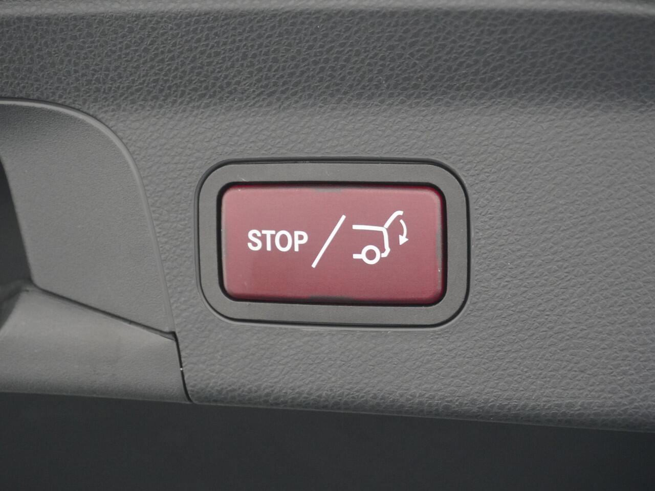 Mercedes-Benz GLC-KLASSE Coupé 250 4MATIC AMG line | Schuifdak 360 Camera