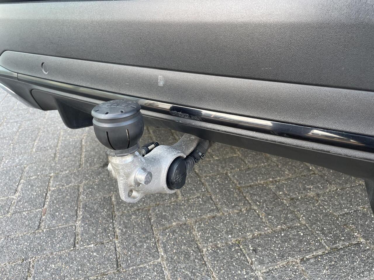 Mercedes-Benz GLC-KLASSE 300e 4MATIC Business AMG | Trekhaak | Burmester | 360 Camera | Blindspot