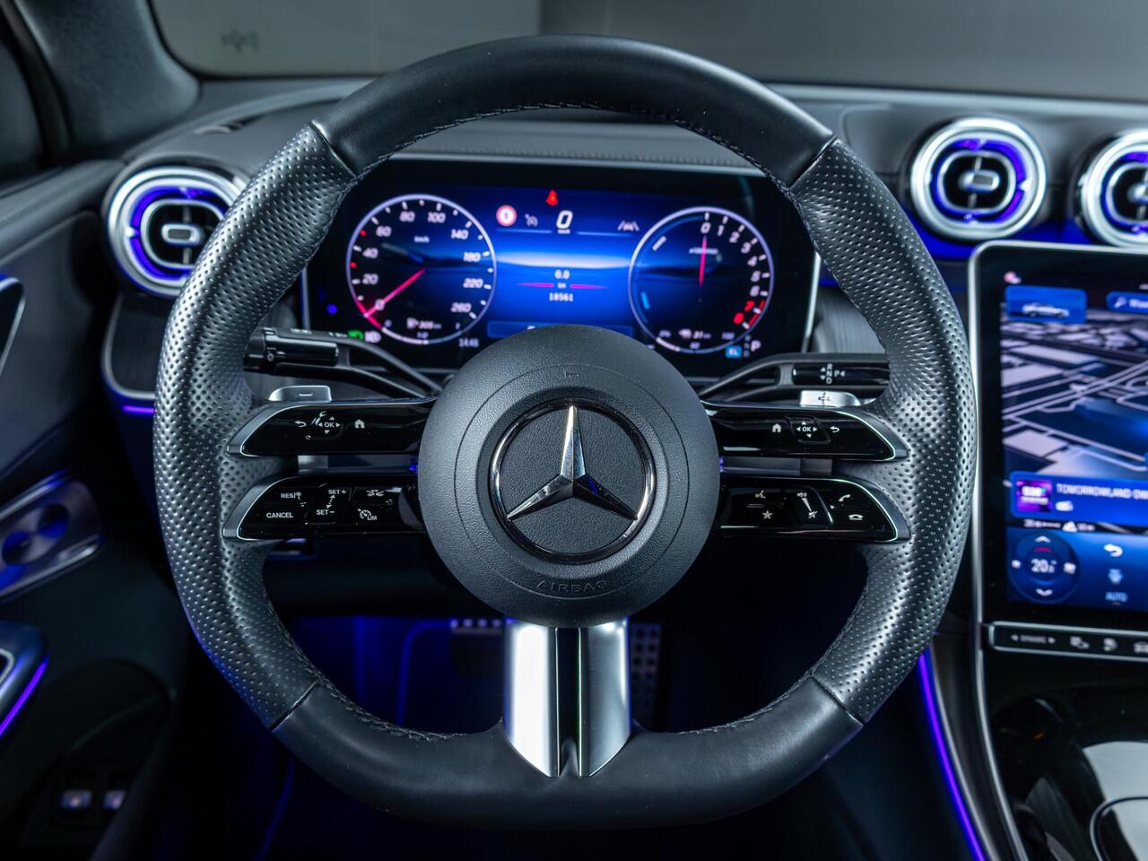 Mercedes-Benz GLC-KLASSE Coupé 300e 4MATIC AMG Line Premium PLUS | Panorama dak | Trekhaak