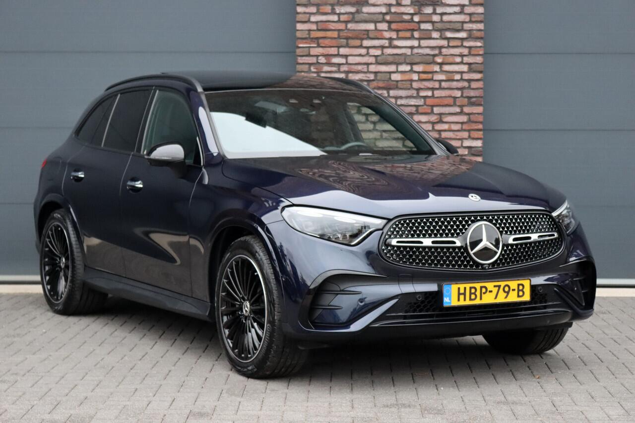 Mercedes-Benz GLC-KLASSE 400e 4MATIC AMG Line | Airmatic | Achterasbesturing | Distronic+ | Memory | Trekhaak | Digital Light | Surround Camera | Verwarmd Stuurwiel | Nightpakket |