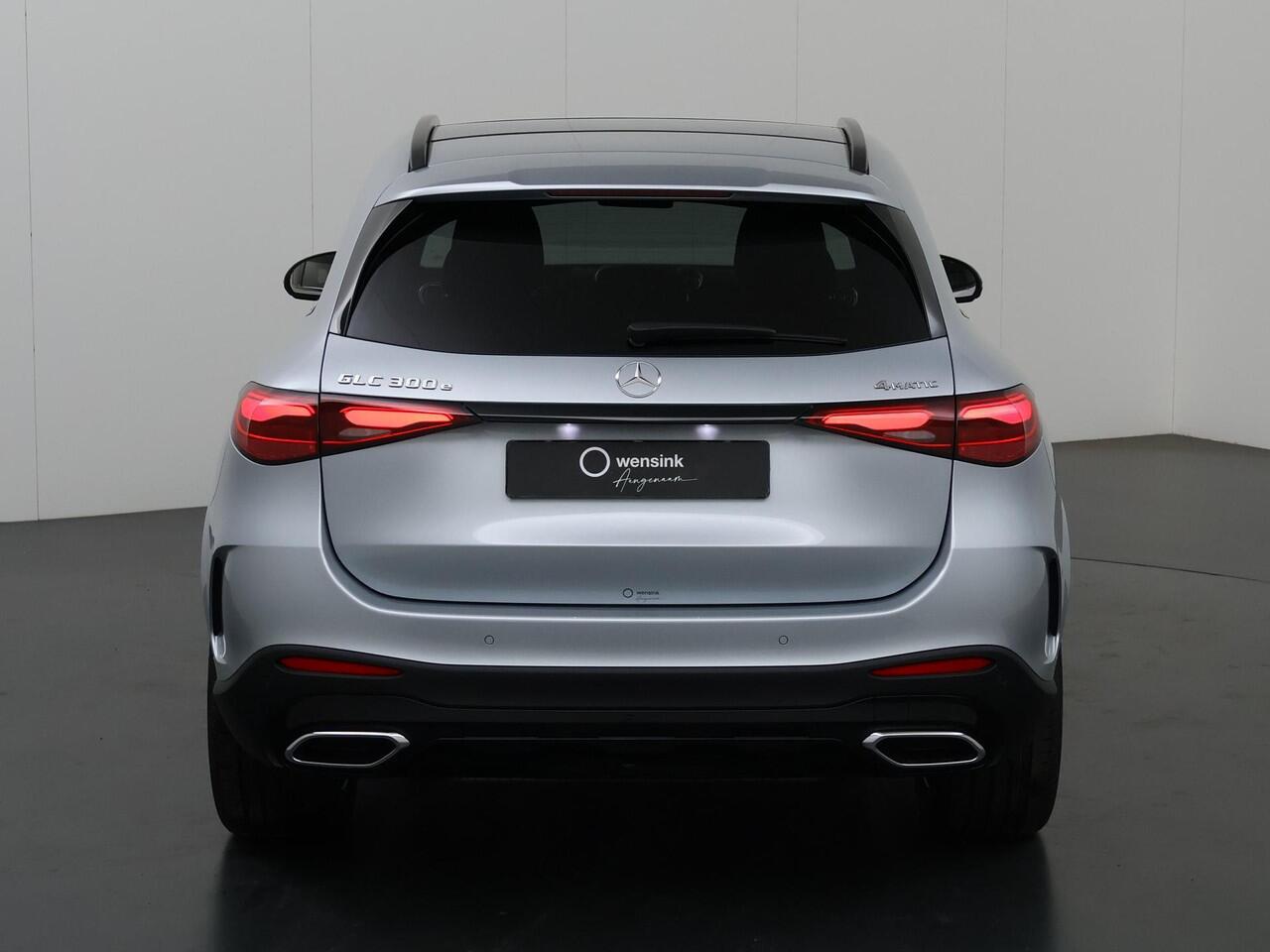 Mercedes-Benz GLC-KLASSE 300e 4MATIC Sport Edition | Head up display | Rijass pakket | Panoramadak | Trekhaak | Burmester