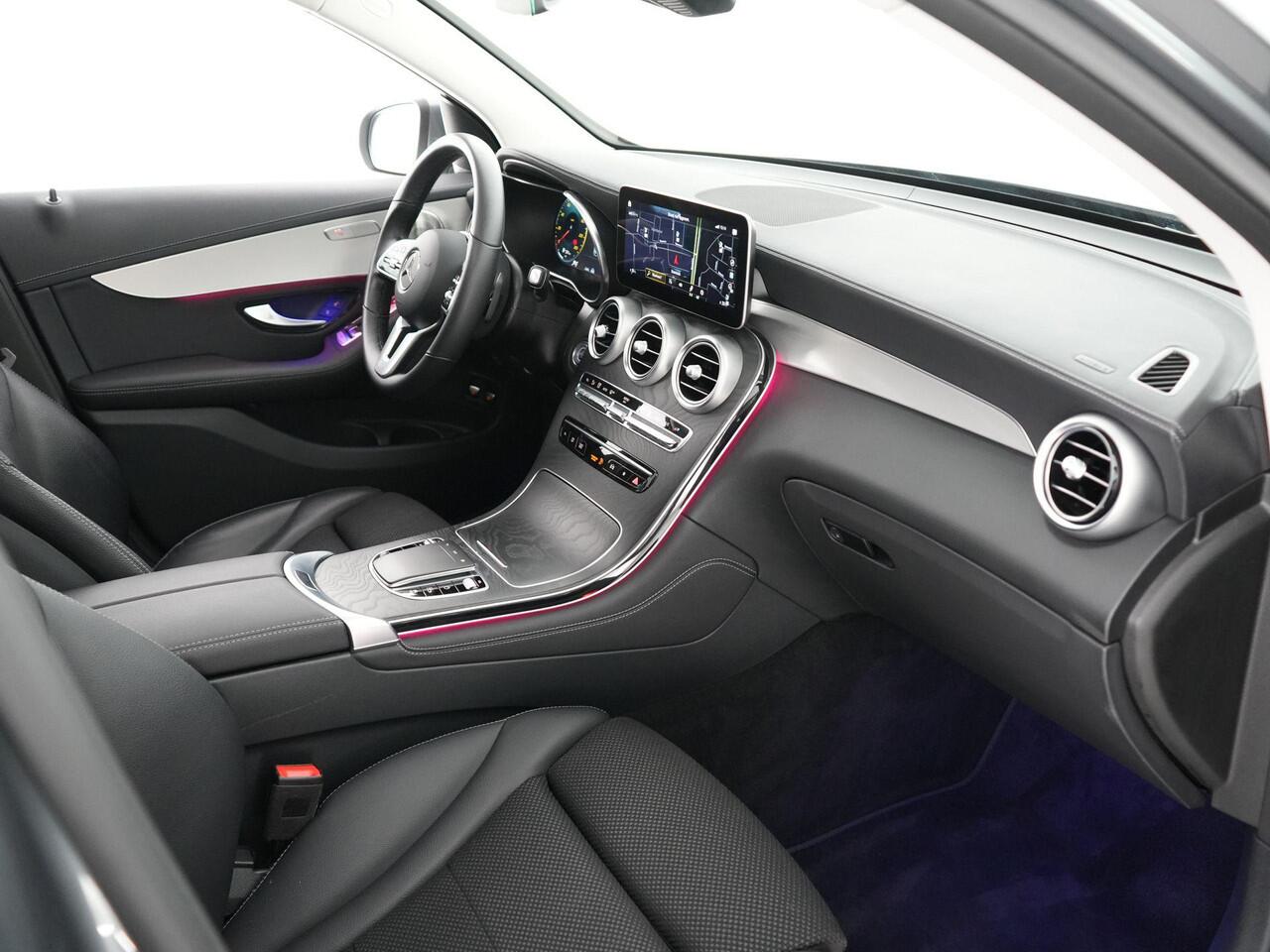 Mercedes-Benz GLC-KLASSE 300e 320pk 4MATIC Business Solution |BTW|dealer onderhouden|panoramadak|Burmester|elek. trekhaak|Apple Carplay|360 camera|stoelverwarming voor & achter|climate control|blind spot|