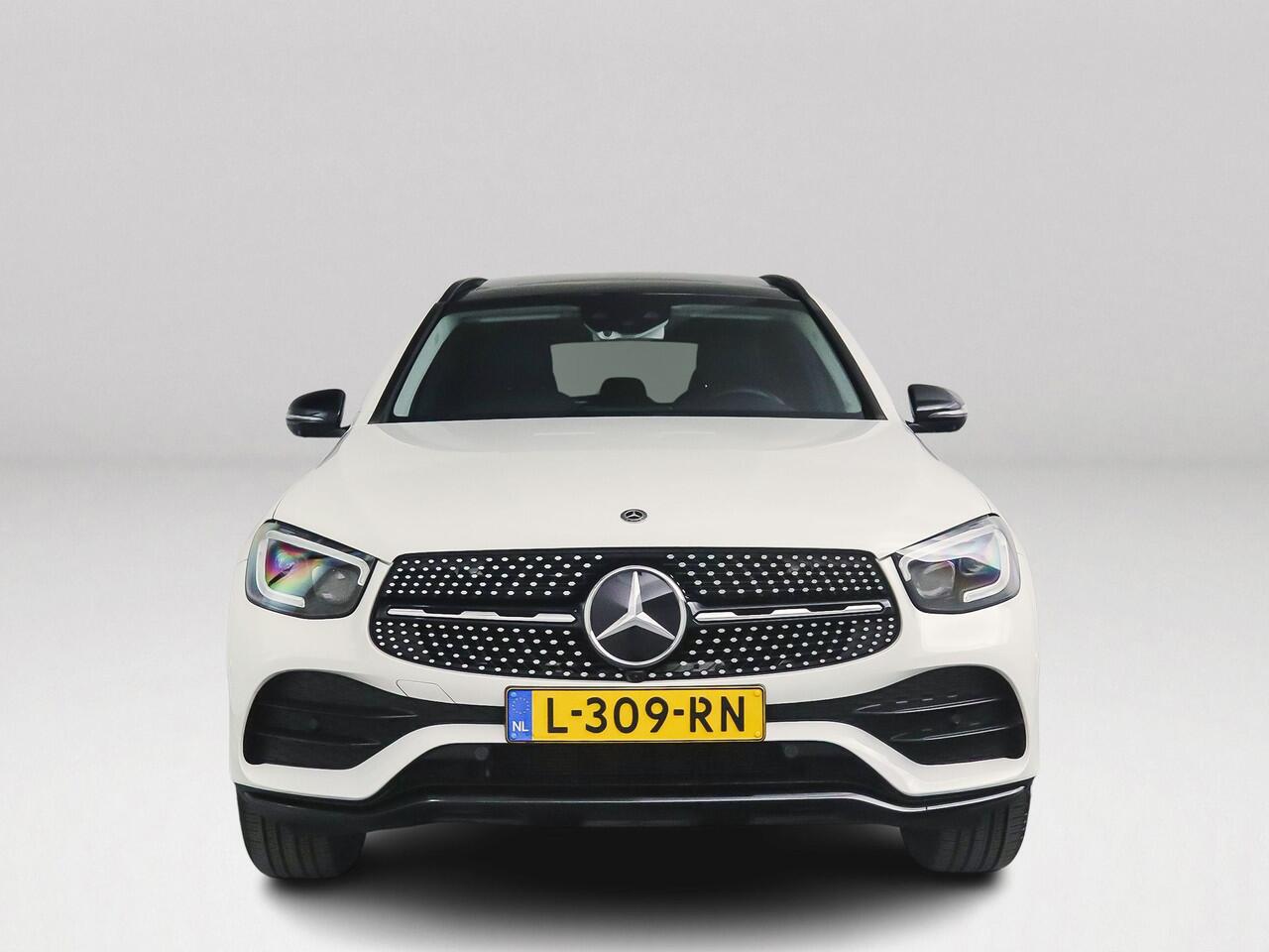 Mercedes-Benz GLC-KLASSE 300 4MATIC Premium Plus | Panoramadak | 360° camera | Stoelverwarming