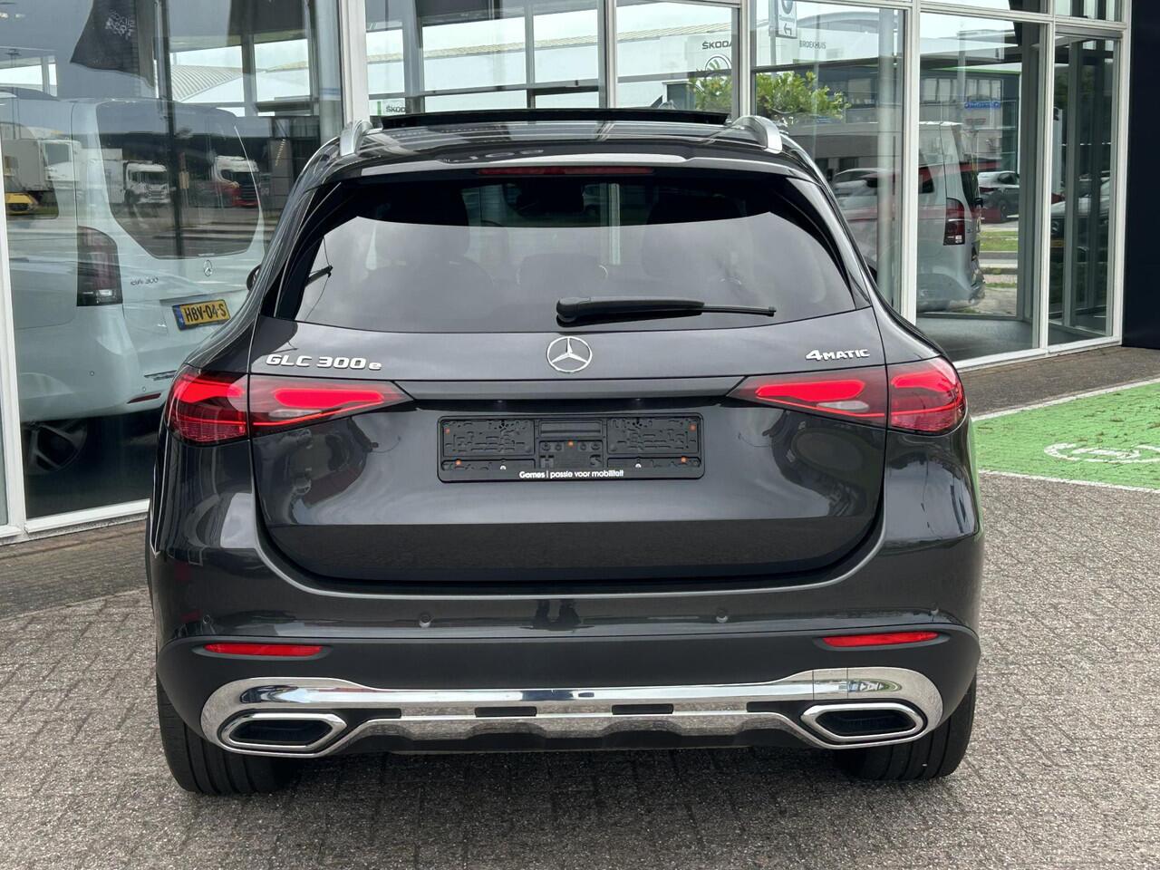 Mercedes-Benz GLC-KLASSE 300e 4MATIC Luxury | Panoramadak | Memory Stoelen